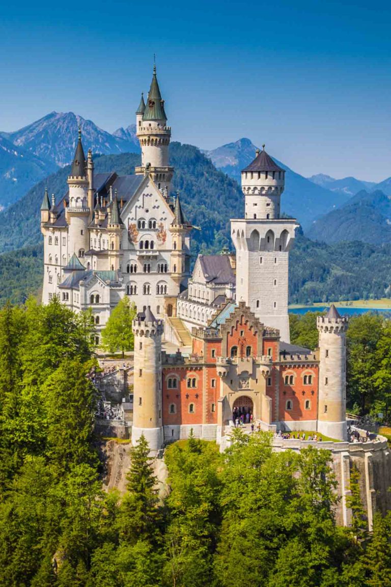 Where To Find The Best Views of Neuschwanstein Castle